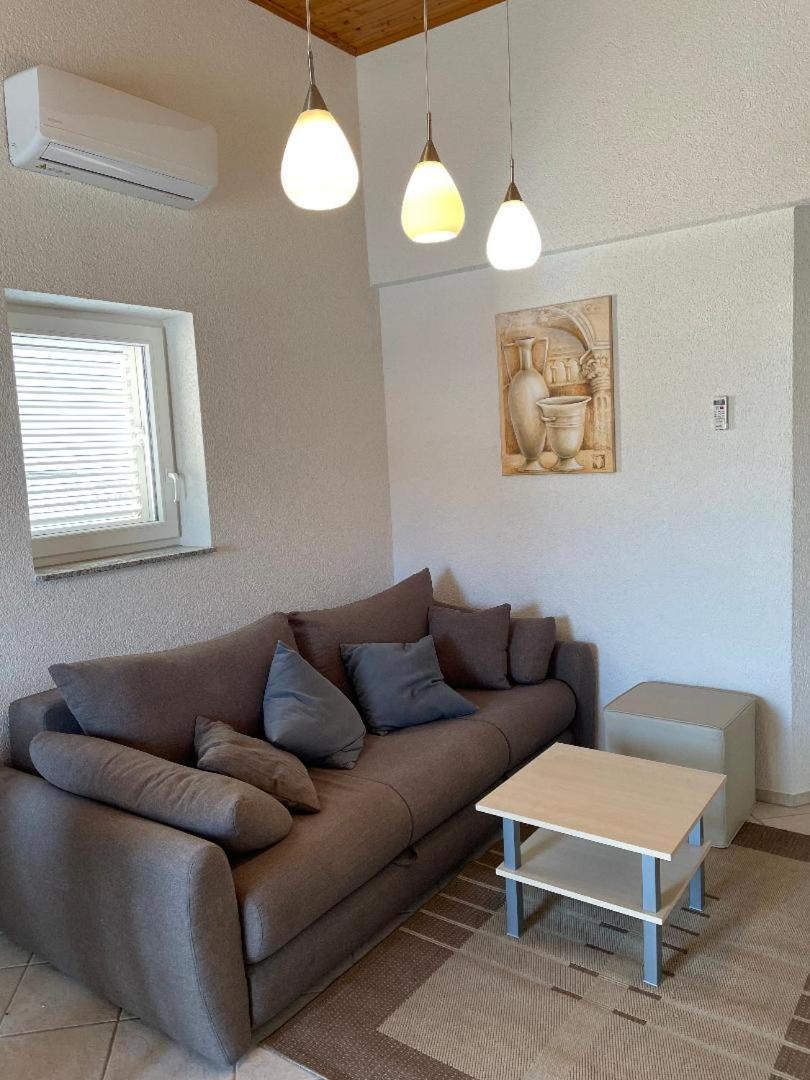 Apartment Gordana Vir Dış mekan fotoğraf